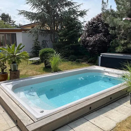 Relax Na Brehu Sazavy A Na Dosah Prahy Ferienhaus *